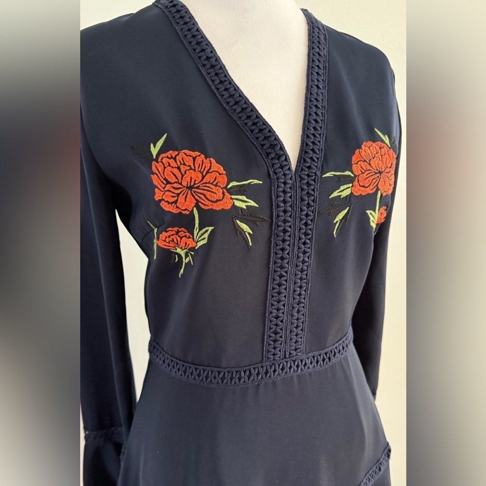 Finders Keepers embroidered bell sleeve navy dress - Picture 6 of 8